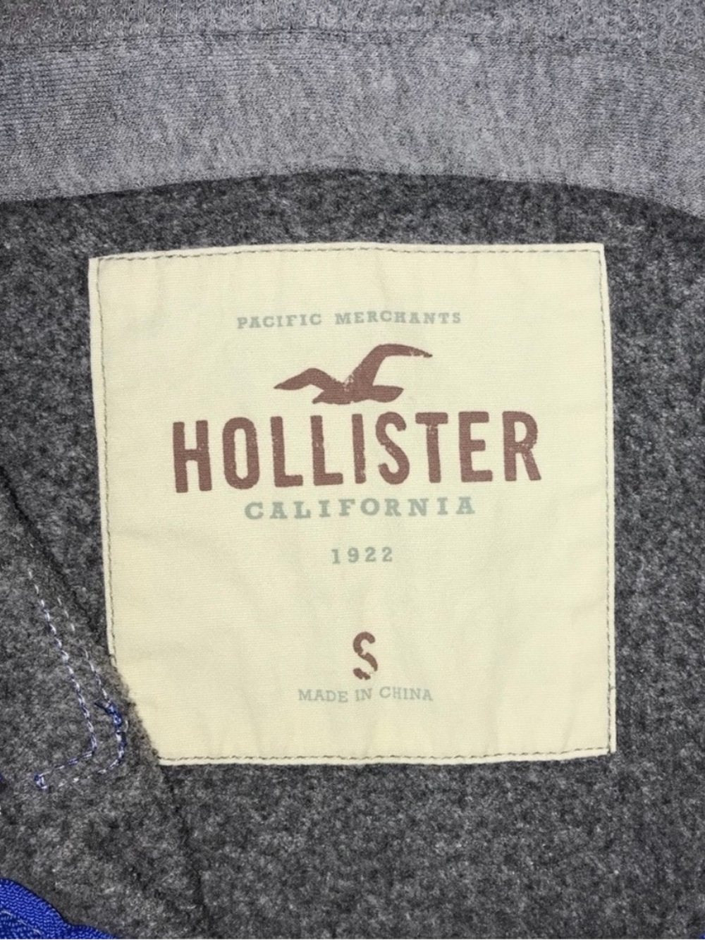 Hollister Zip-Up Graphic Hoodie - Picture 2 of 3
